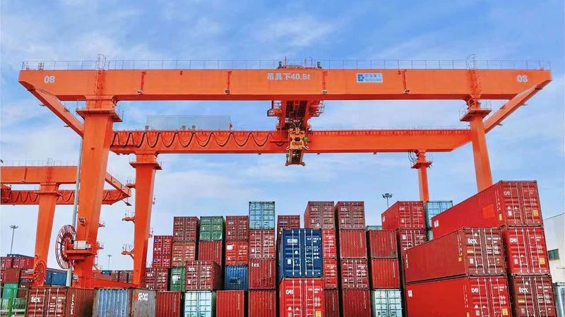 龙门吊主梁选材：Q235与Q345，谁更耐用？**